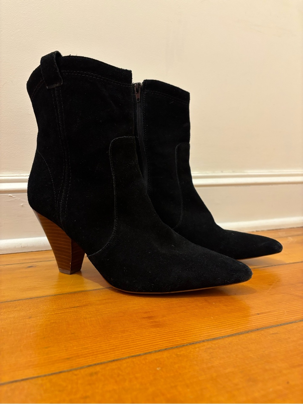 Kensie Kalila Black Suede Western Ankle Booties Pointed Toe Size 9.5M
